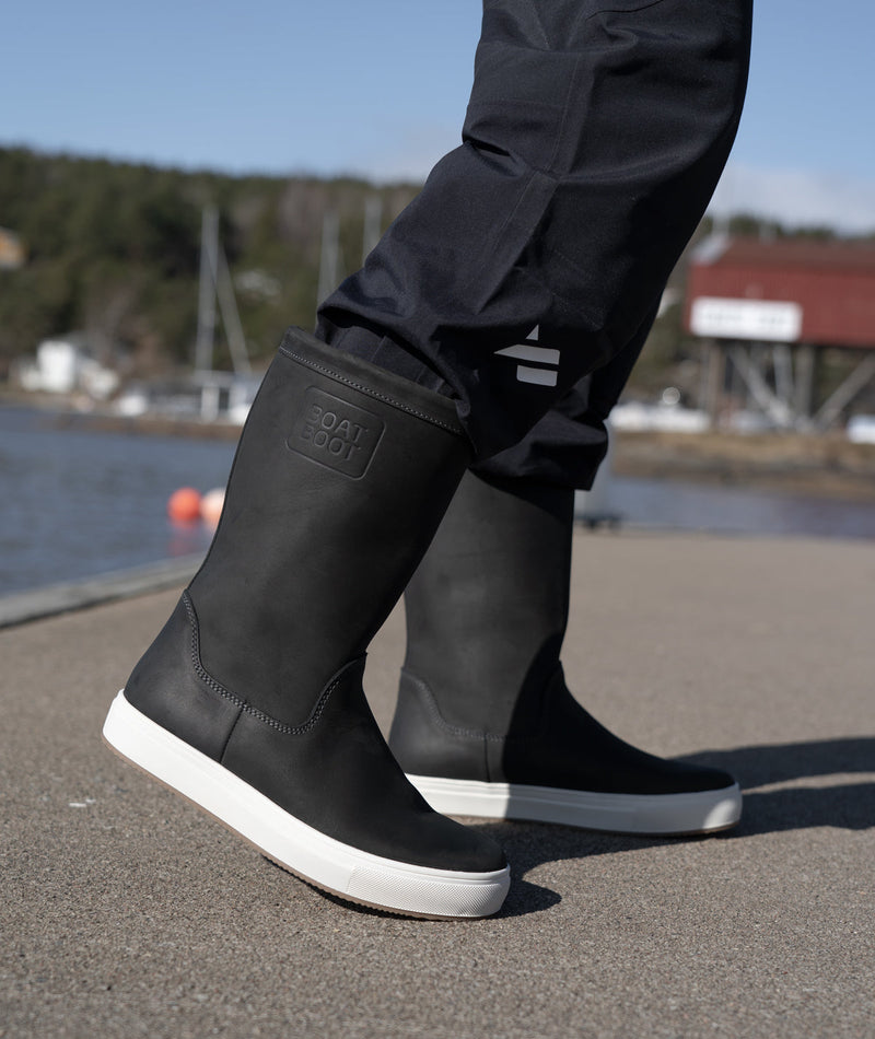 Boat Boot High Cut Black (Womans)