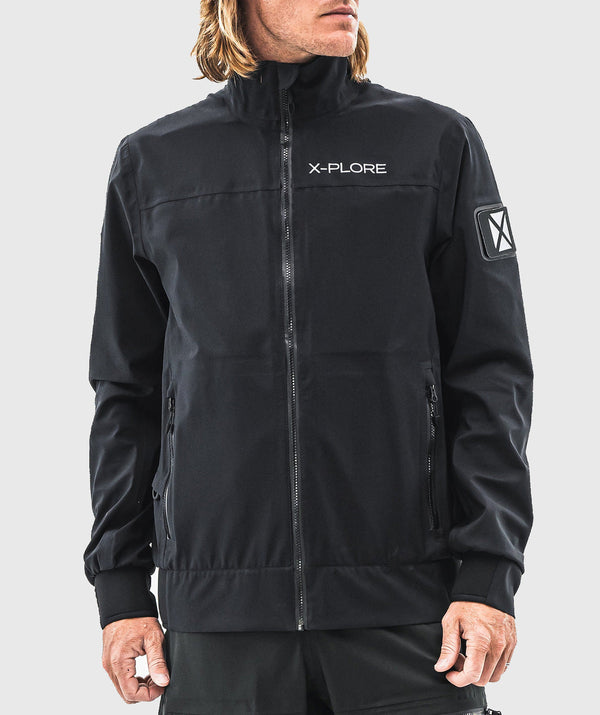 Front view of the Open Ocean Speed Jacket in black